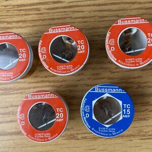 5 Cooper Bussmann T Series TC 20 Amp Carded Plug Fuses for several appliances